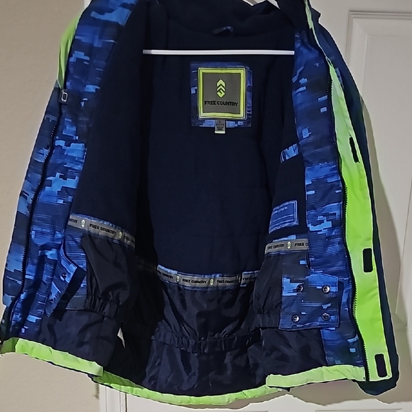 Free Country Blue Kids Ski Jacket - Picture 4 of 4
